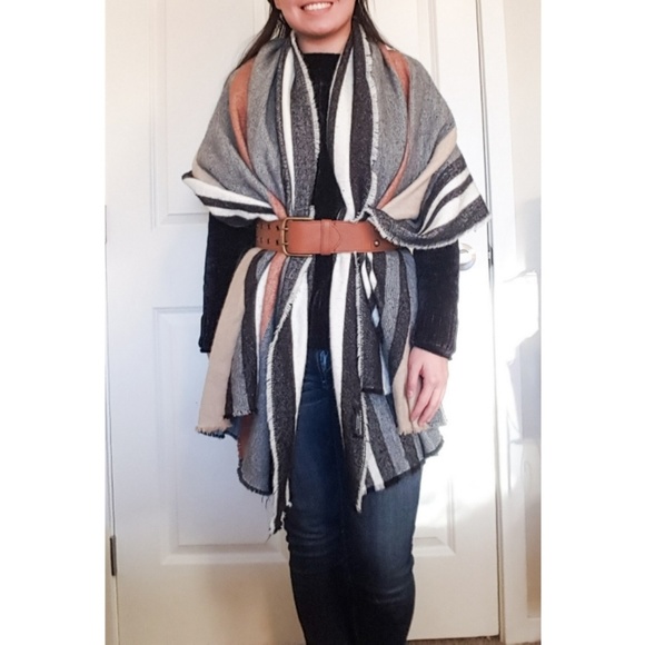 Zara Accessories - Zara Stripe Neutral Blanket Scarf
